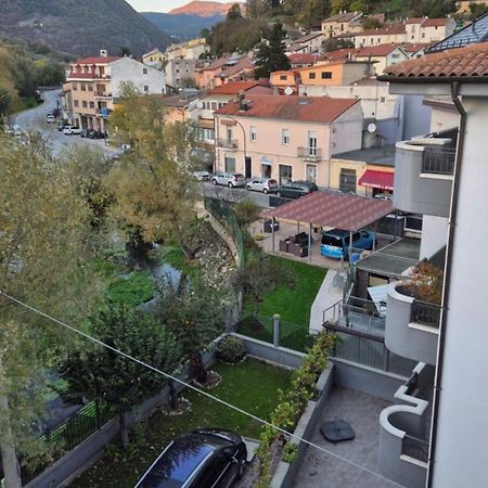 Appartamento Zia Peppa Castel Di Sangro Esterno foto